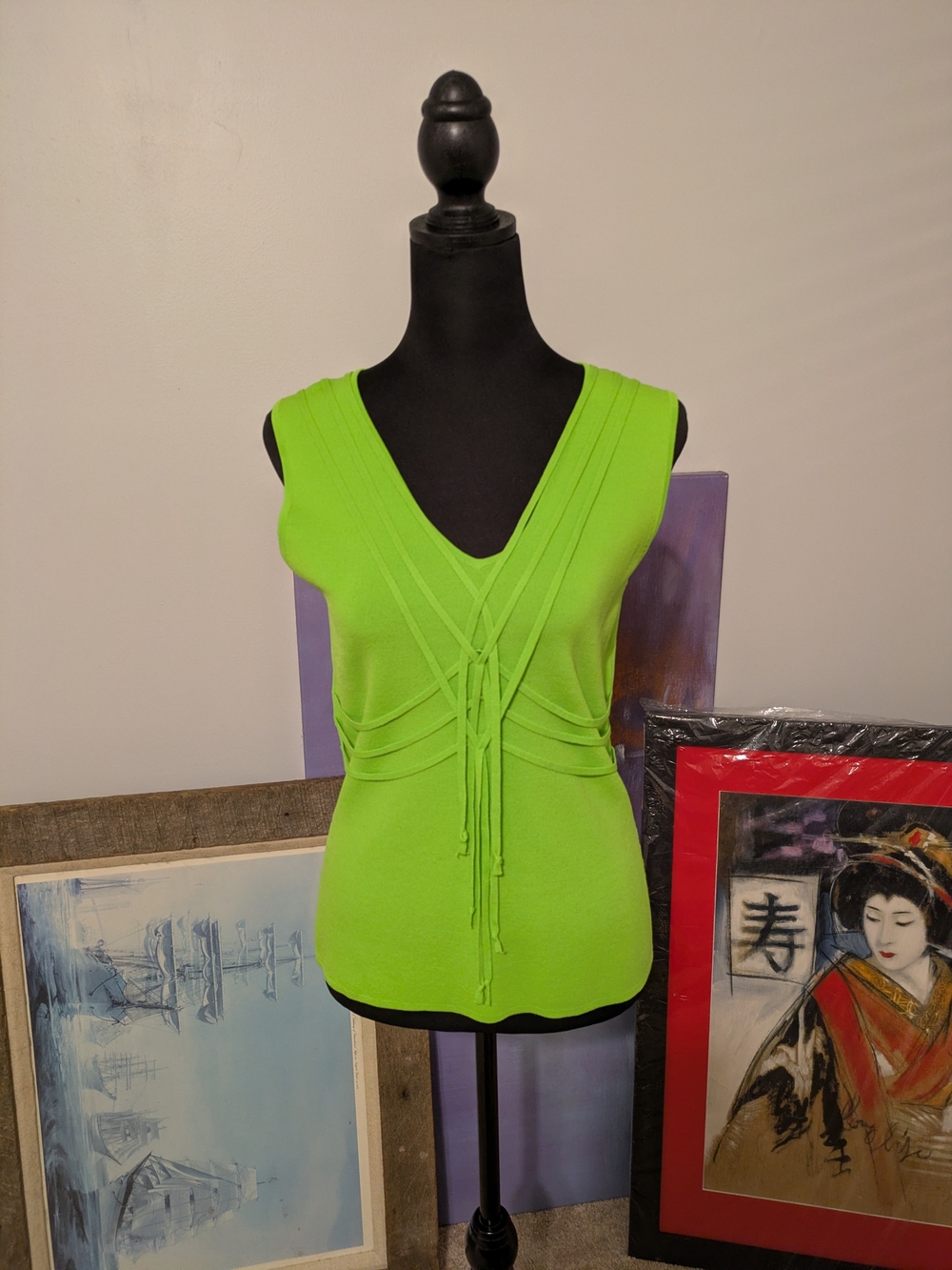 Cable & Gauge Lime Sleeveless V-Neck Knit Tank Size S Crisscross Ribbon Trim